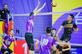 详解棒球规则中的观众干预比赛判定