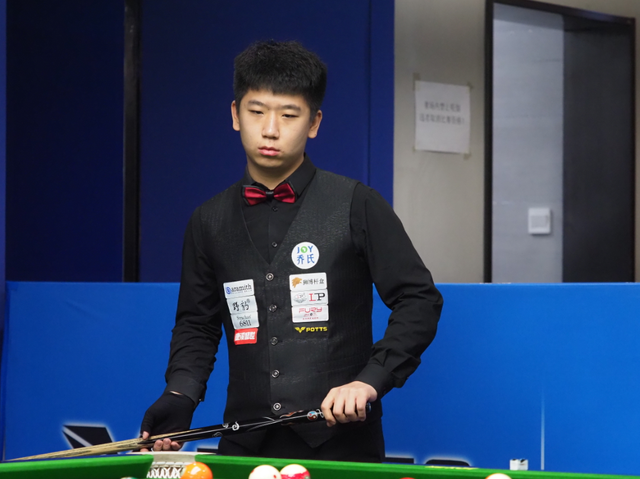 球员职业生 球员职业生