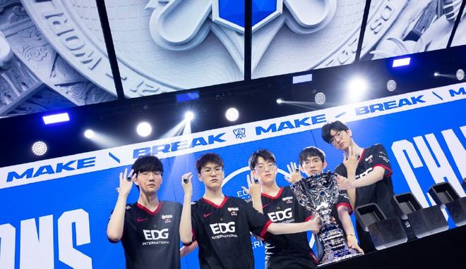 重伤被送往 重伤被送往