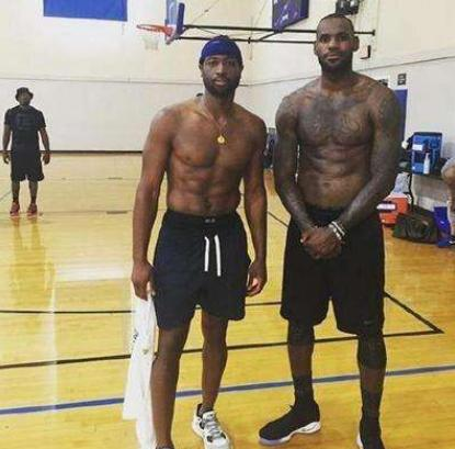 及时的眼神 及时的眼神