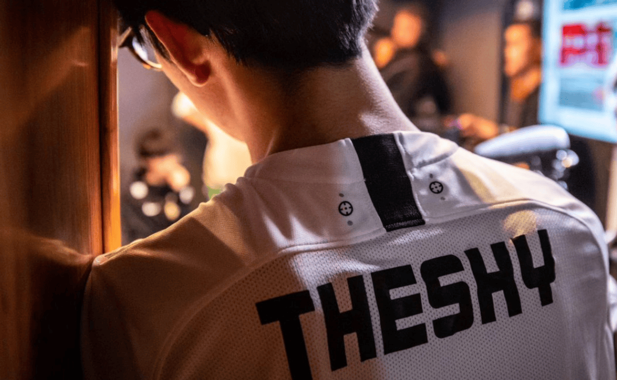 网坛的坚韧 网坛的坚韧